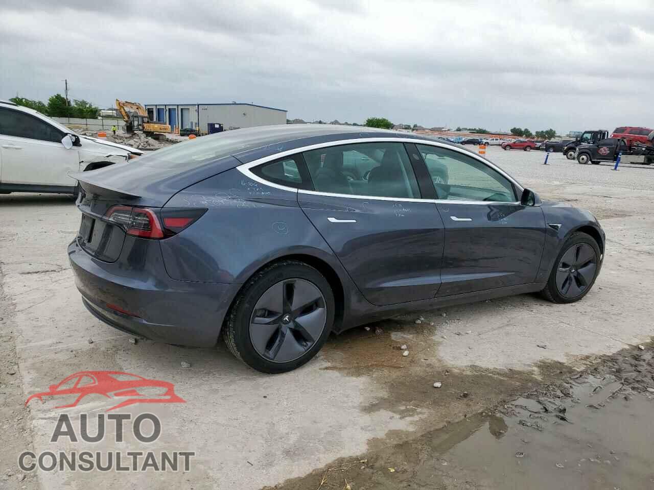 TESLA MODEL 3 2019 - 5YJ3E1EA4KF307519