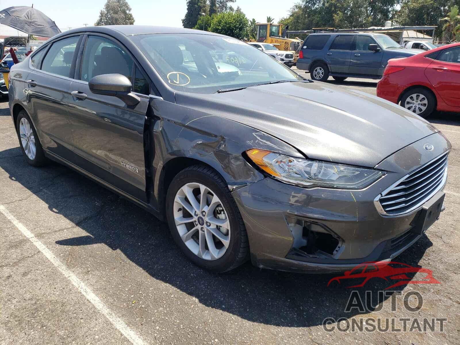 FORD FUSION 2019 - 3FA6P0LU6KR261582