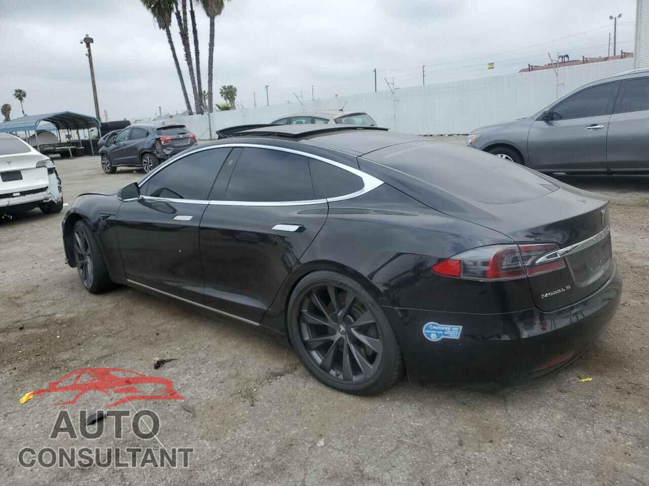 TESLA MODEL S 2018 - 5YJSA1E20JF261640