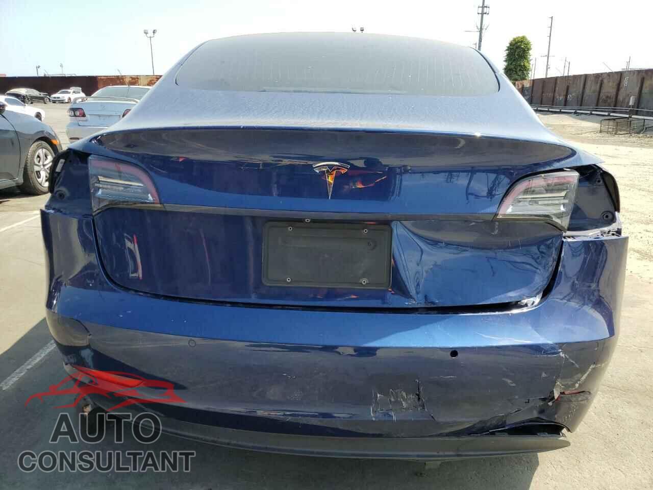 TESLA MODEL 3 2019 - 5YJ3E1EA6KF396820