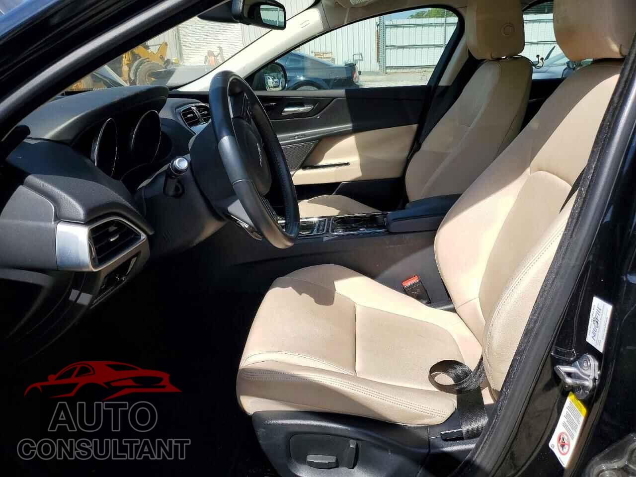 JAGUAR XE 2017 - SAJAD4BG0HA966334