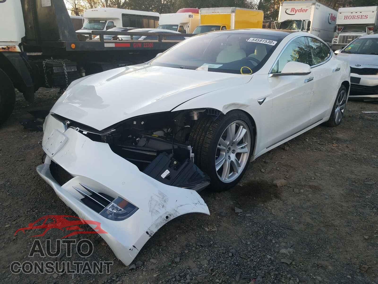 TESLA MODEL S 2020 - 5YJSA1E28LF409326