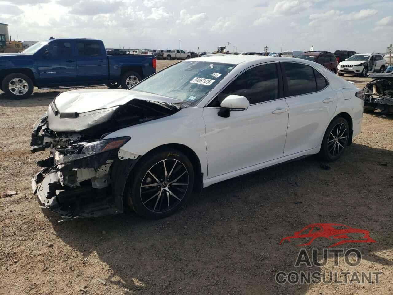 TOYOTA CAMRY 2023 - 4T1G11AK4PU817584
