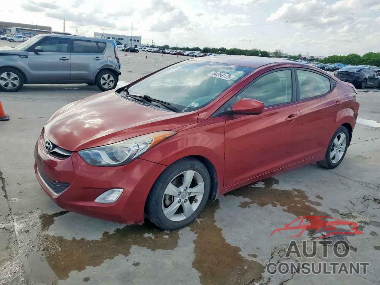 HYUNDAI ELANTRA 2013 - 5NPDH4AE3DH402857