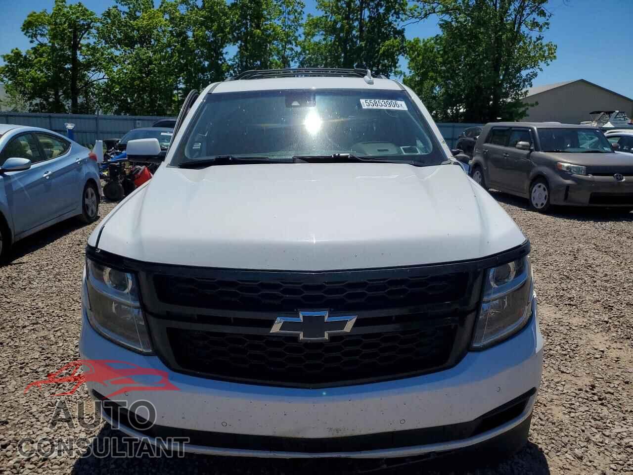 CHEVROLET SUBURBAN 2019 - 1GNSKHKC6KR347329