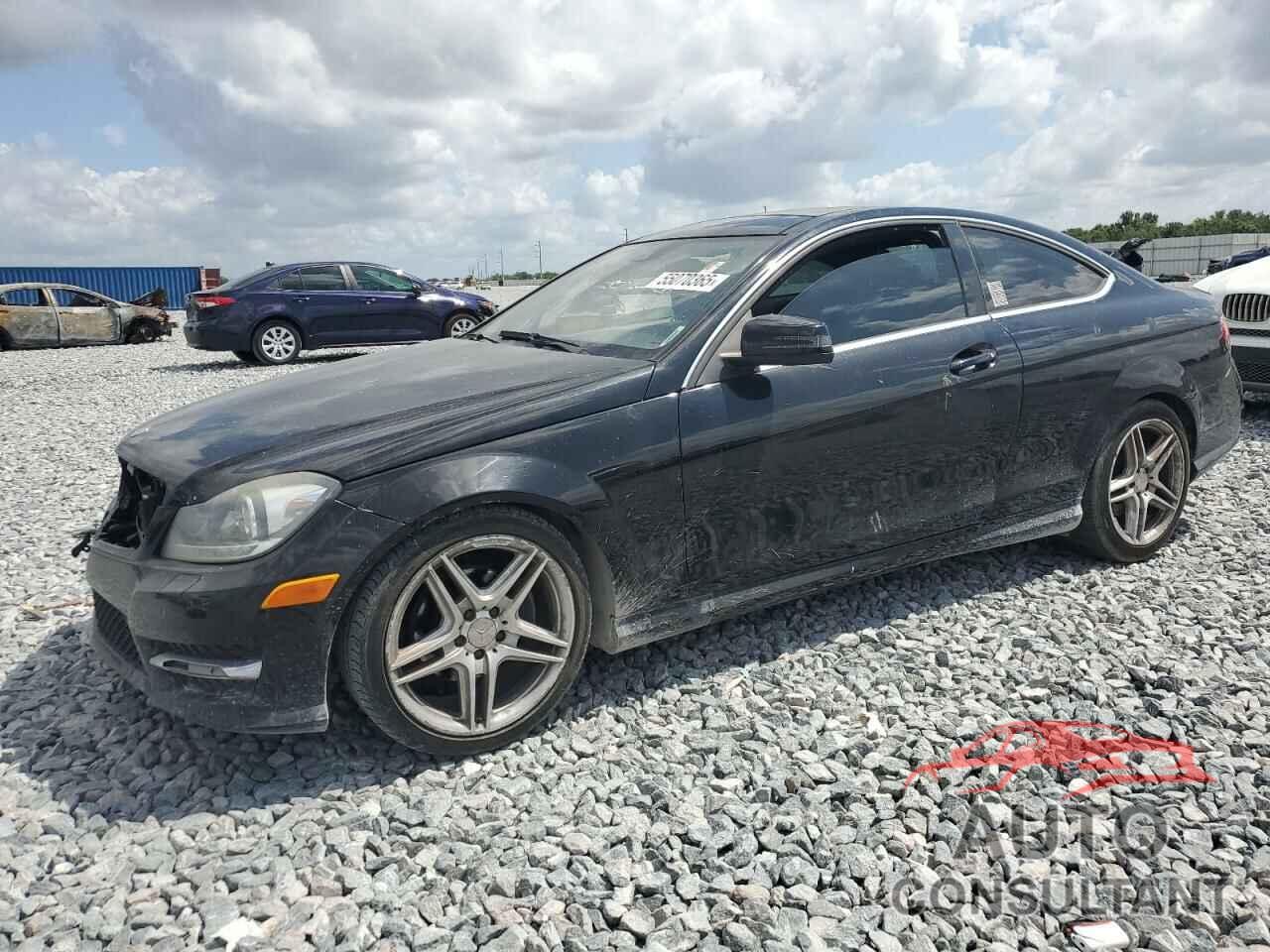 MERCEDES-BENZ C-CLASS 2013 - WDDGJ4HB7DG039616