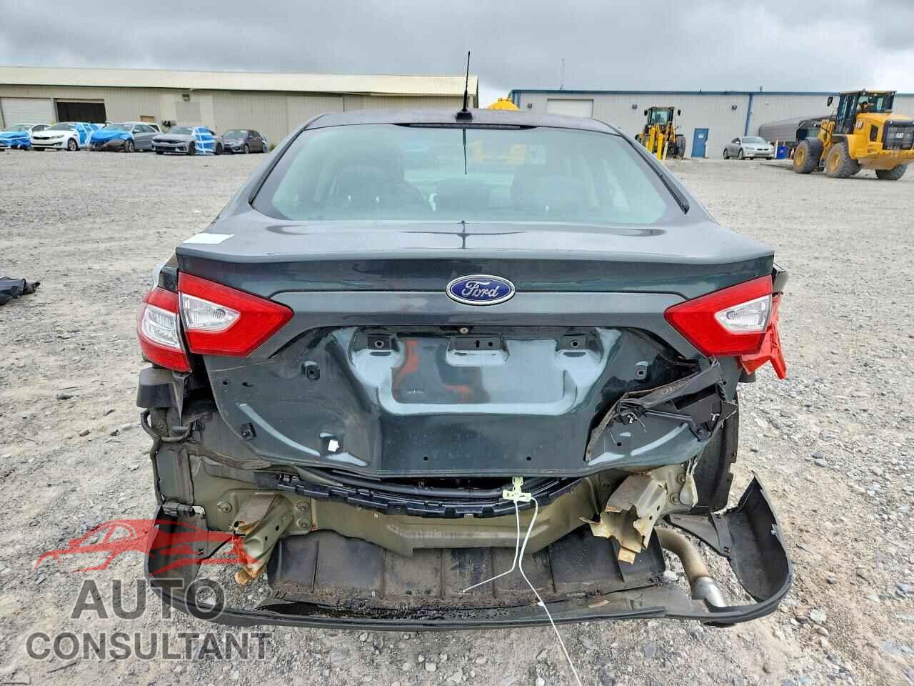 FORD FUSION 2015 - 3FA6P0G77FR243473