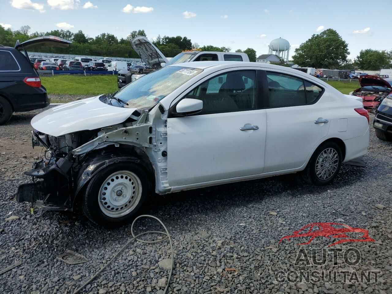 NISSAN VERSA 2019 - 3N1CN7AP3KL846490