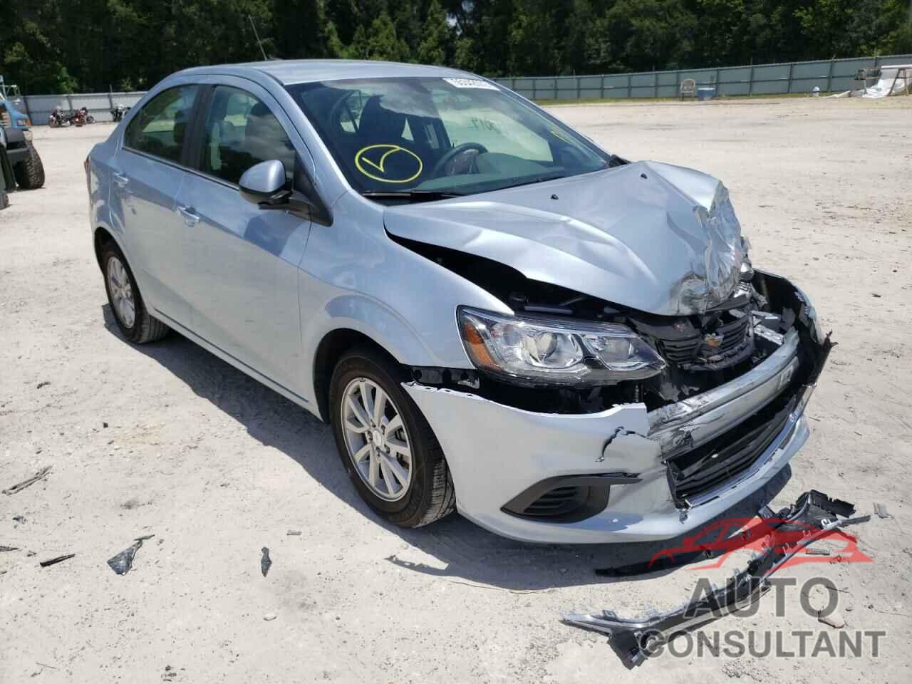 CHEVROLET SONIC 2018 - 1G1JD5SHXJ4100621