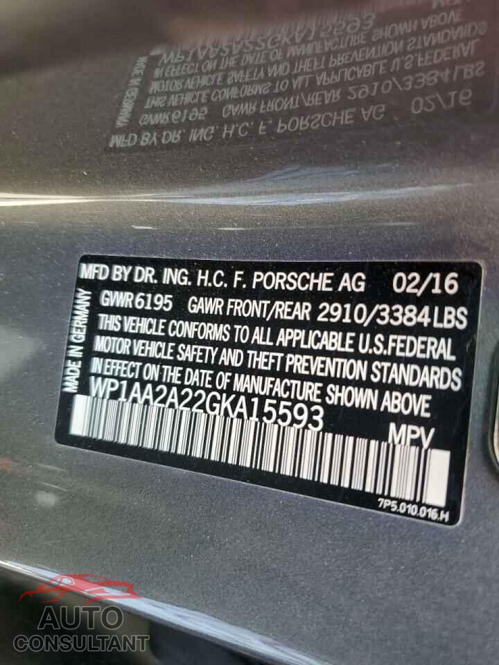 PORSCHE CAYENNE 2016 - WP1AA2A22GKA15593