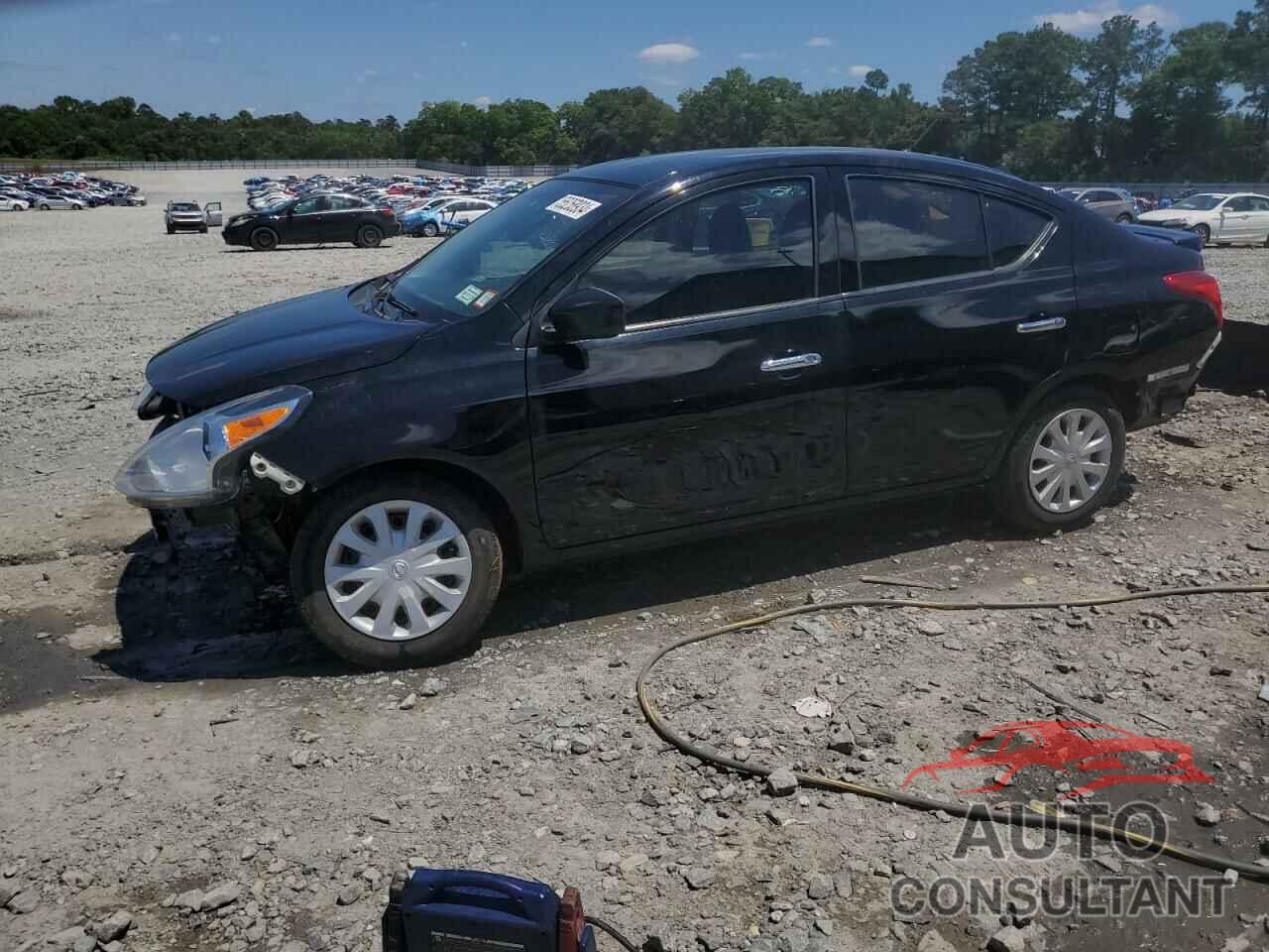 NISSAN VERSA 2018 - 3N1CN7AP1JL878644