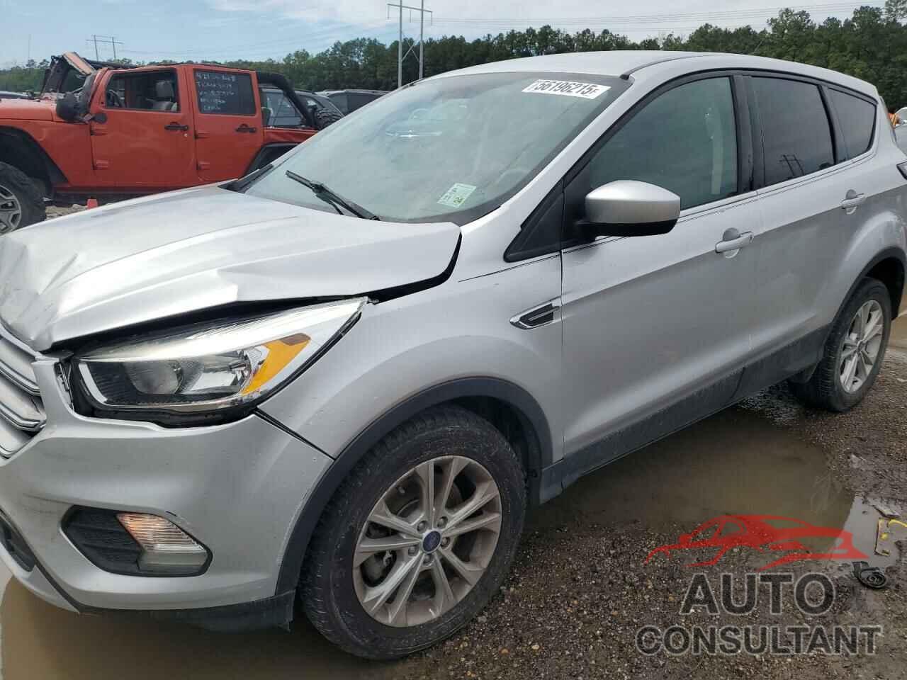 FORD ESCAPE 2017 - 1FMCU9G99HUB46293