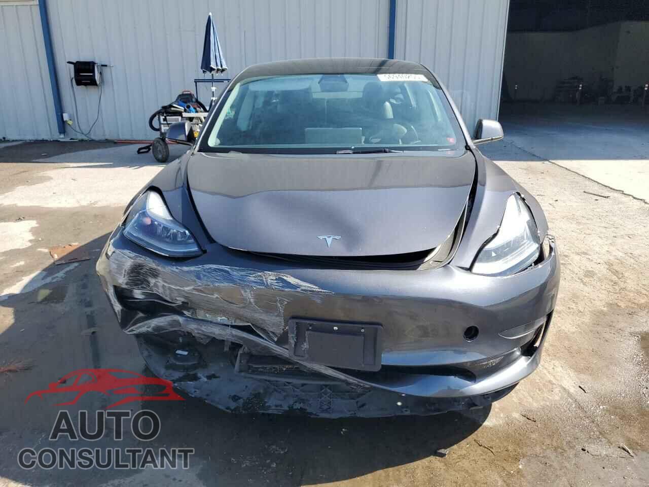 TESLA MODEL 3 2023 - 5YJ3E1EA7PF456613