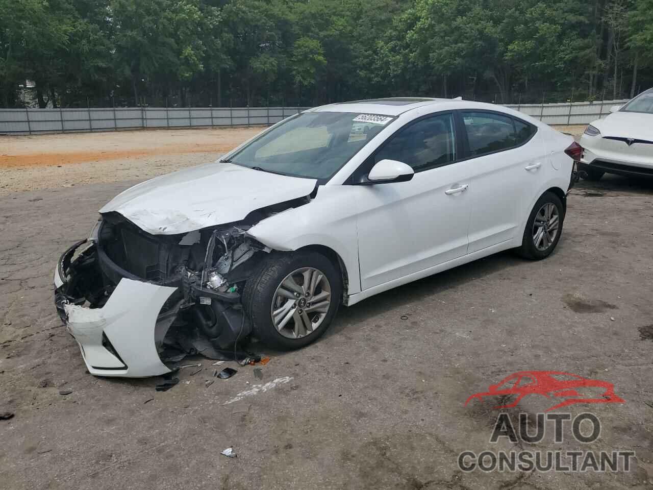 HYUNDAI ELANTRA 2019 - 5NPD84LF4KH450970