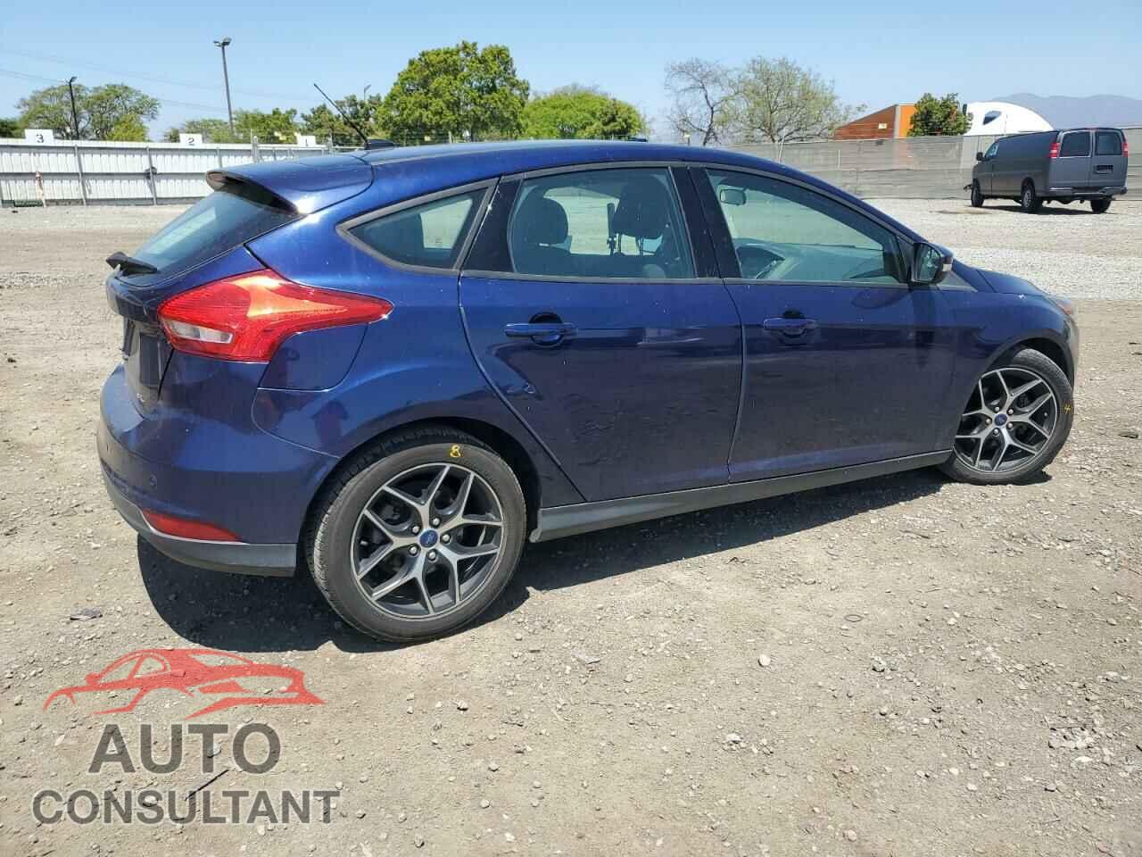 FORD FOCUS 2017 - 1FADP3M23HL214748