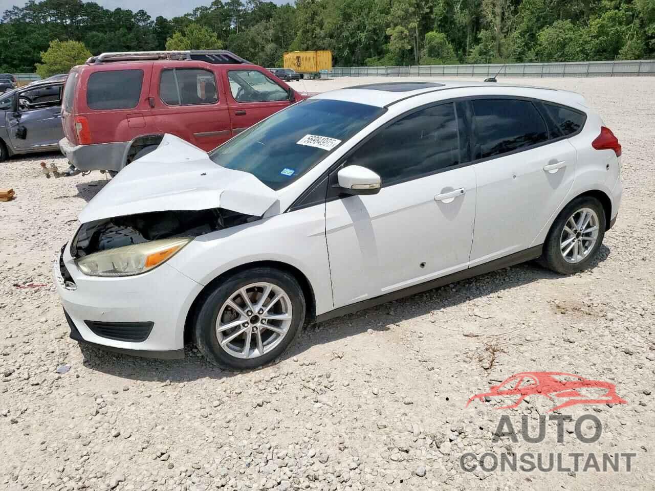 FORD FOCUS 2015 - 1FADP3K22FL229550