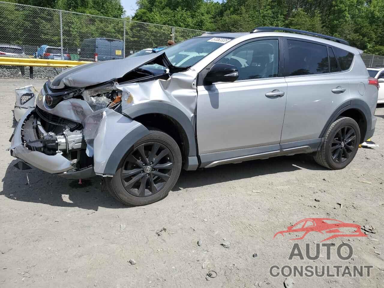 TOYOTA RAV4 2018 - 2T3RFREV5JW827150