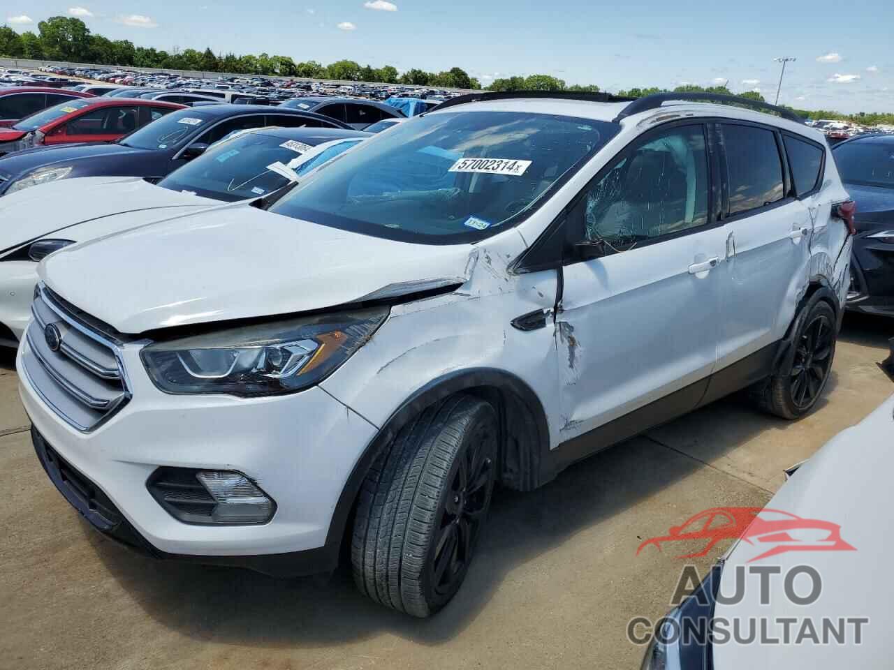 FORD ESCAPE 2018 - 1FMCU0GD6JUB58472