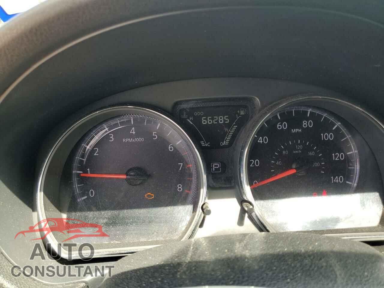 NISSAN VERSA 2017 - 3N1CN7AP3HL810579