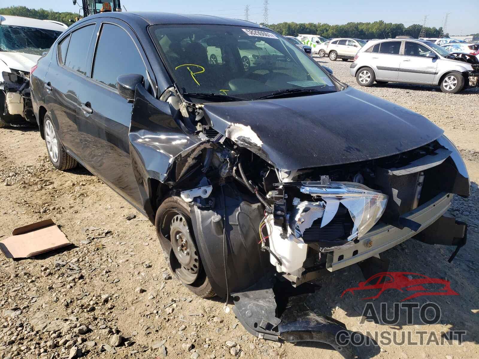 NISSAN VERSA 2017 - 3N1CN7AP3HL823512