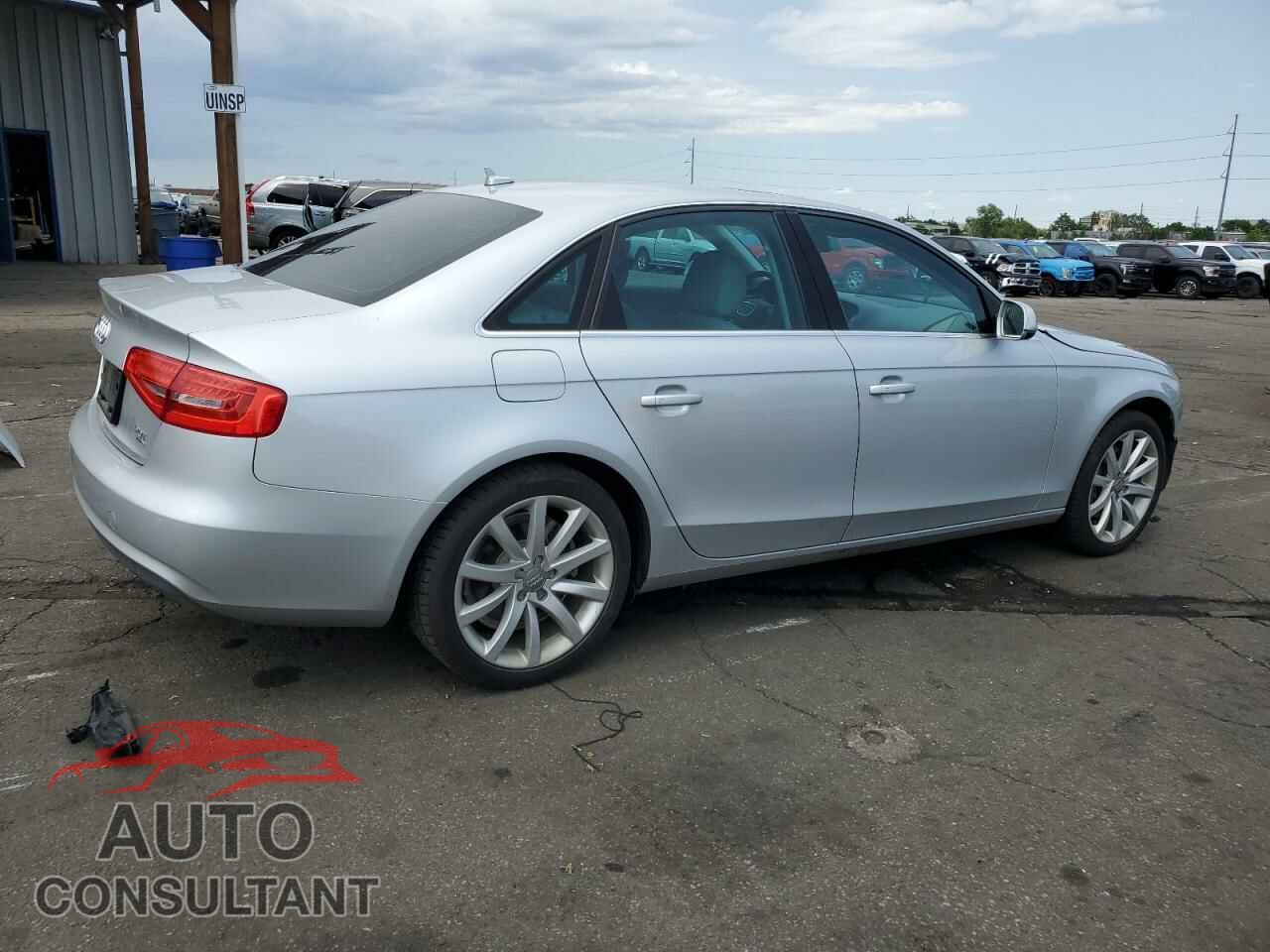 AUDI A4 2013 - WAUFFAFL7DN050304