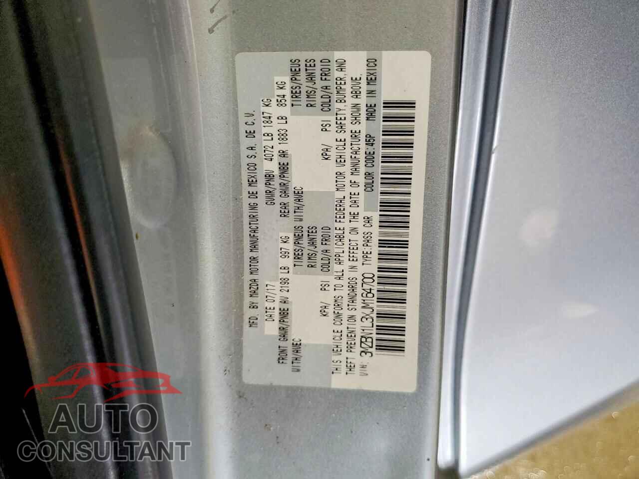 MAZDA 3 2018 - 3MZBN1L3XJM164700