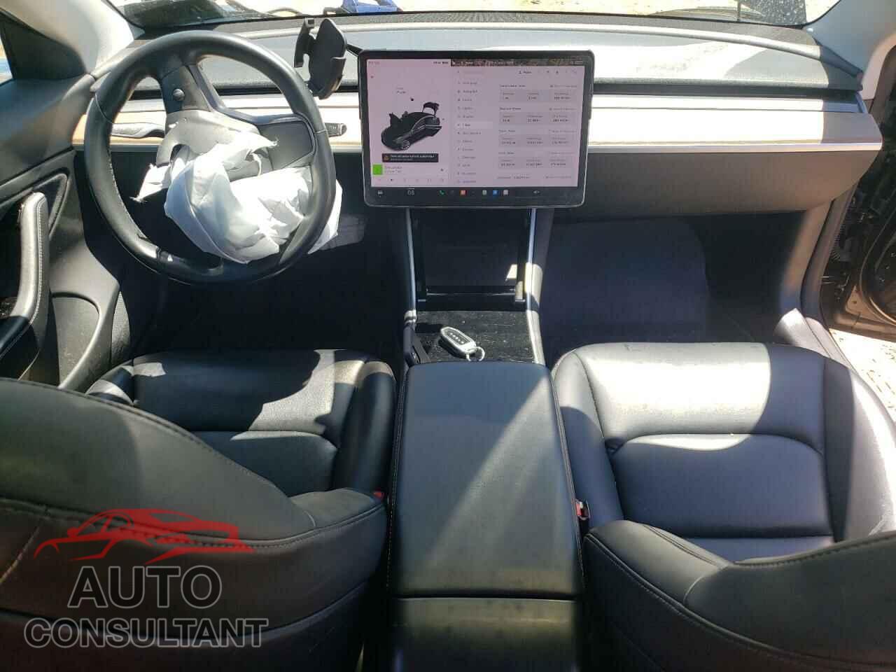 TESLA MODEL 3 2018 - 5YJ3E1EA2JF135814