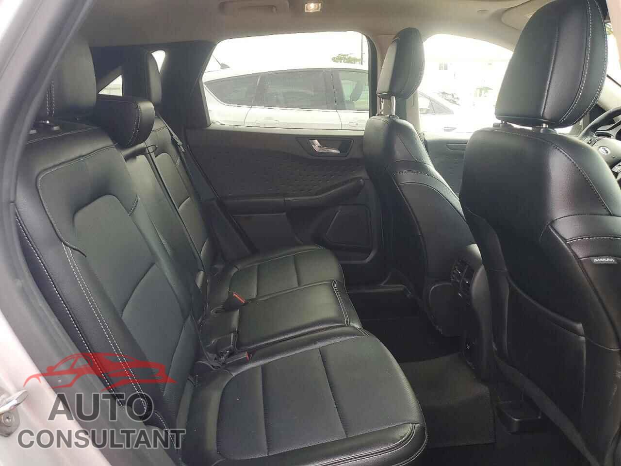 FORD ESCAPE 2020 - 1FMCU9J97LUA18166