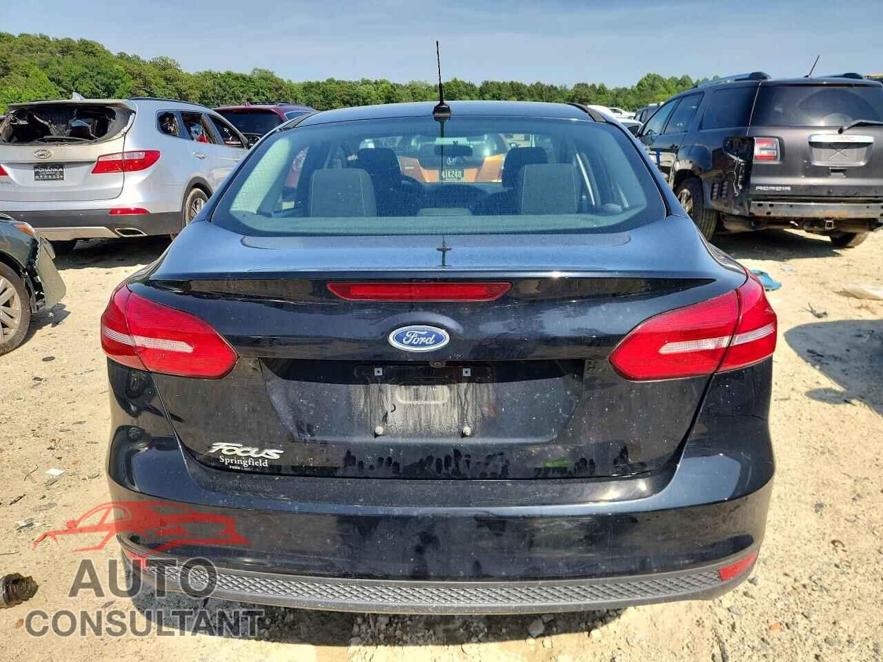 FORD FOCUS 2017 - 1FADP3E26HL335921