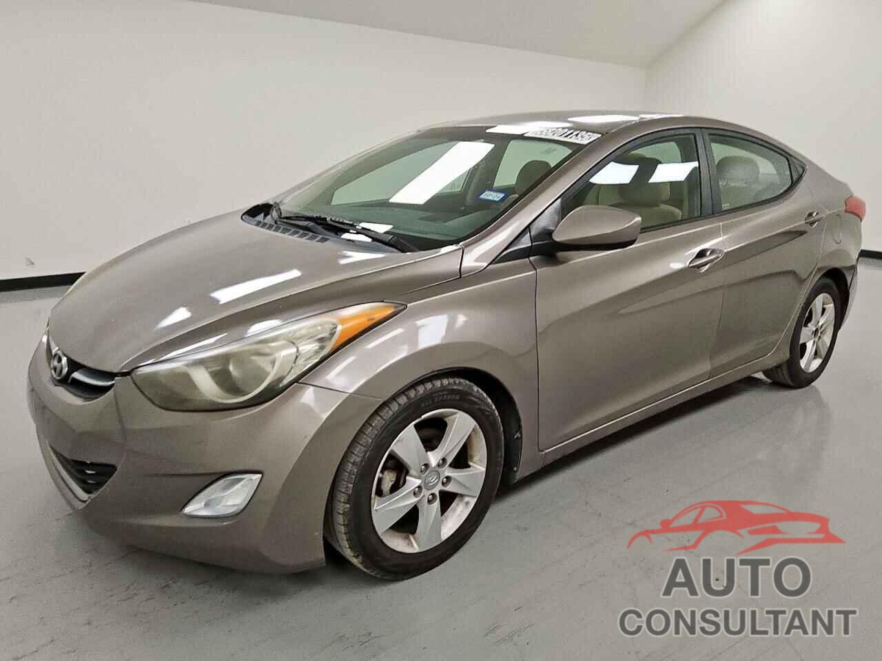 HYUNDAI ELANTRA 2013 - 5NPDH4AE0DH353228