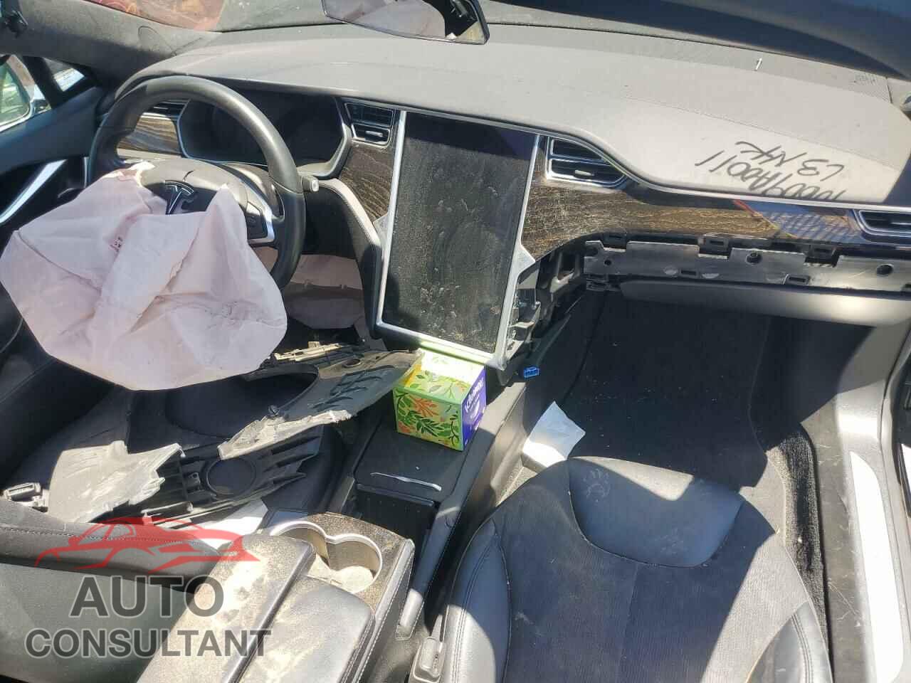 TESLA MODEL S 2016 - 5YJSA1E14GF153067