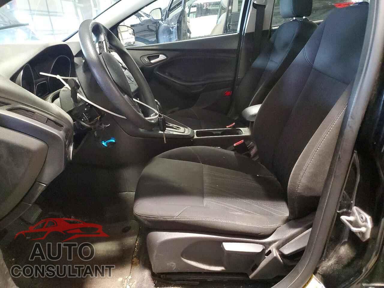 FORD FOCUS 2016 - 1FADP3F29GL397732