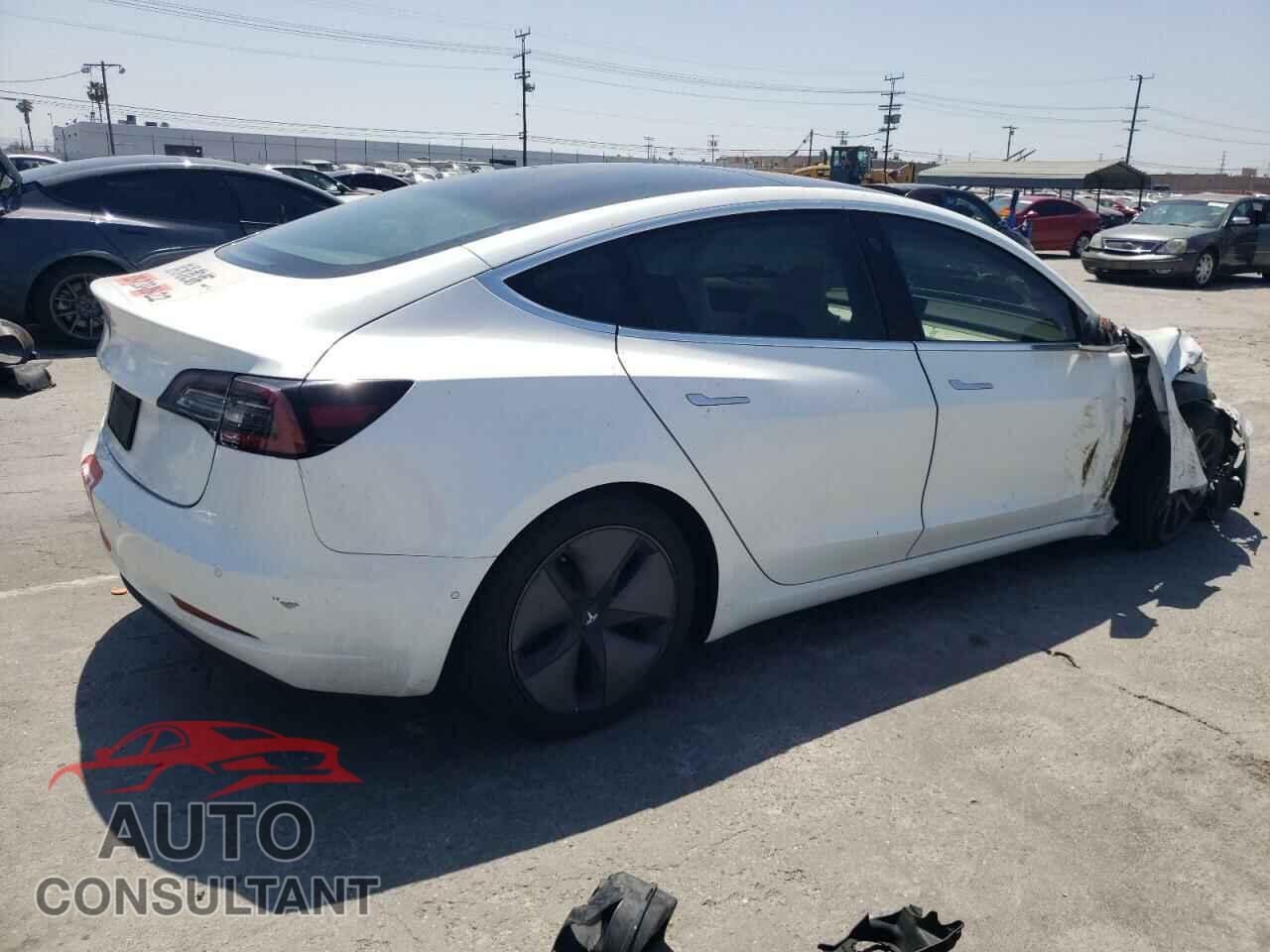 TESLA MODEL 3 2019 - 5YJ3E1EB4KF213570