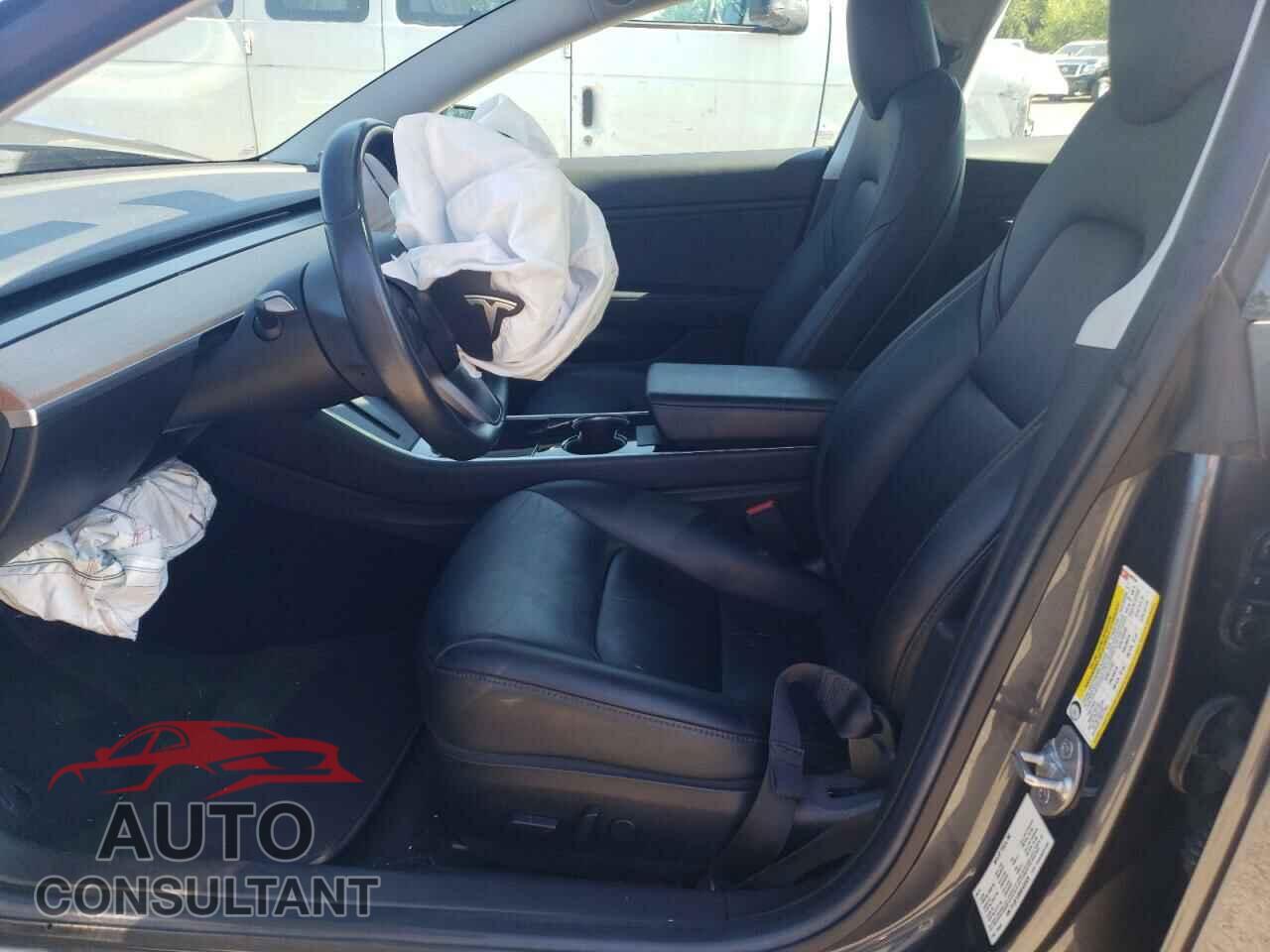 TESLA MODEL 3 2019 - 5YJ3E1EB0KF432526