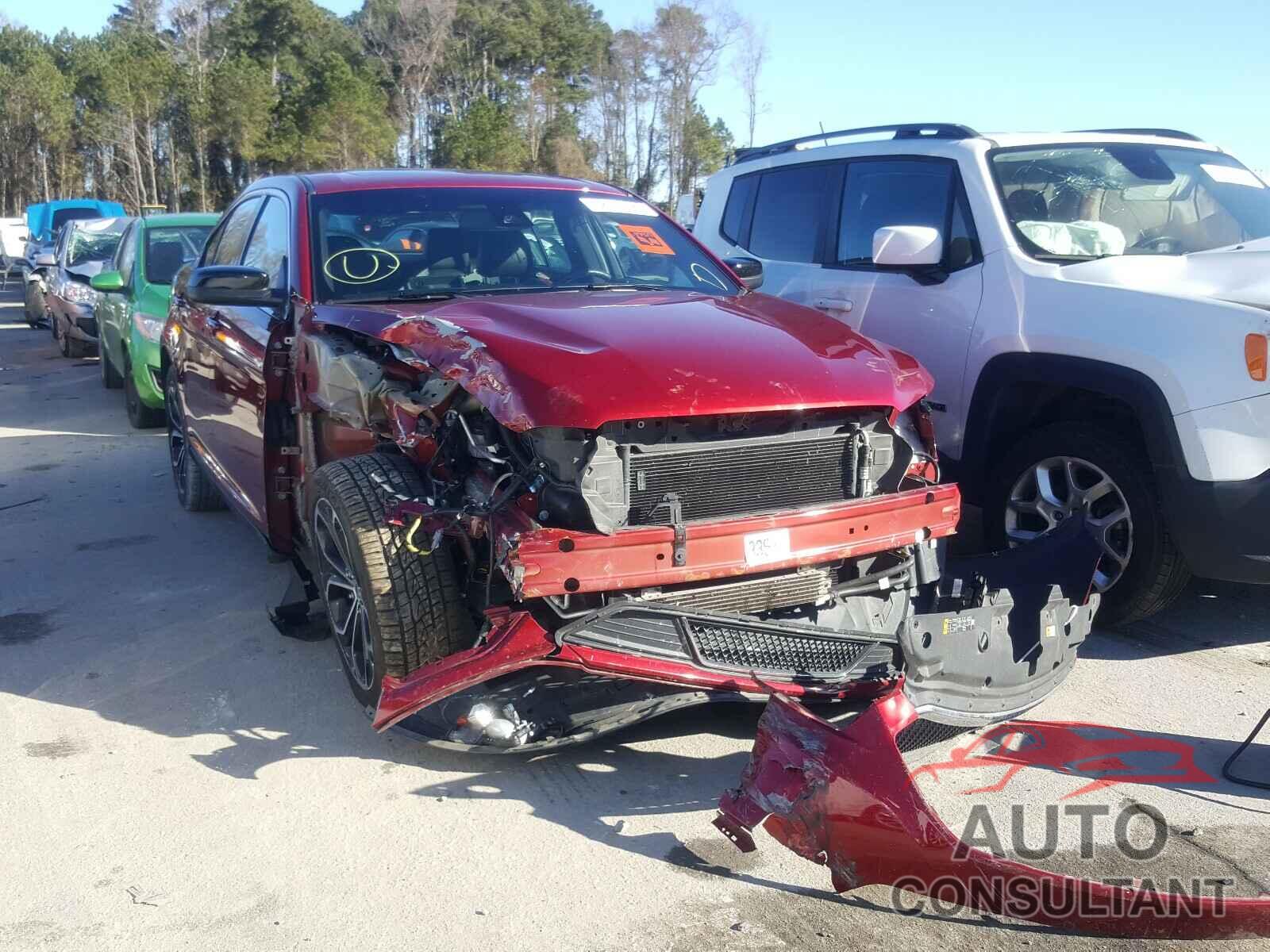 FORD TAURUS 2018 - 1FAHP2KTXJG134076