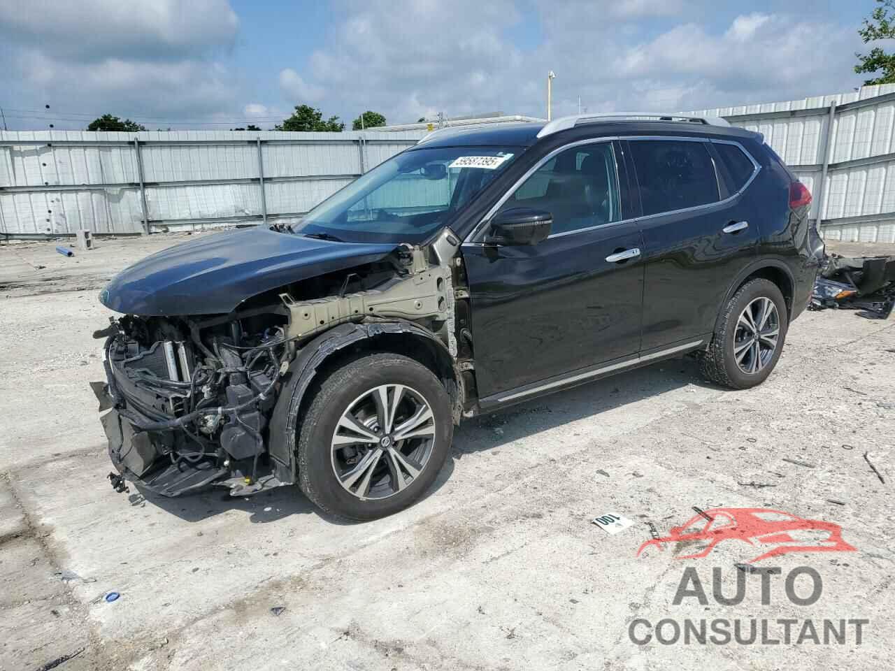 NISSAN ROGUE 2018 - 5N1AT2MV1JC700540