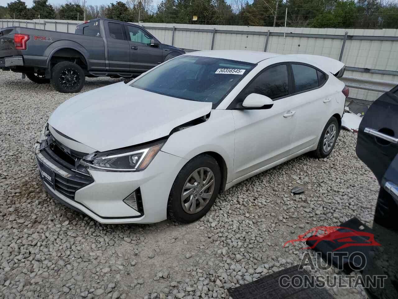 HYUNDAI ELANTRA 2019 - 5NPD74LF5KH424123