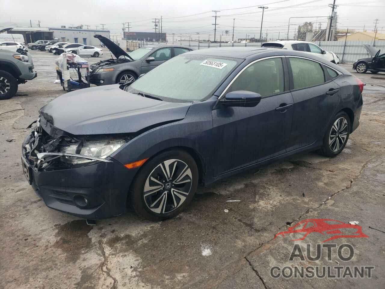 HONDA CIVIC 2018 - JHMFC1F32JX006088