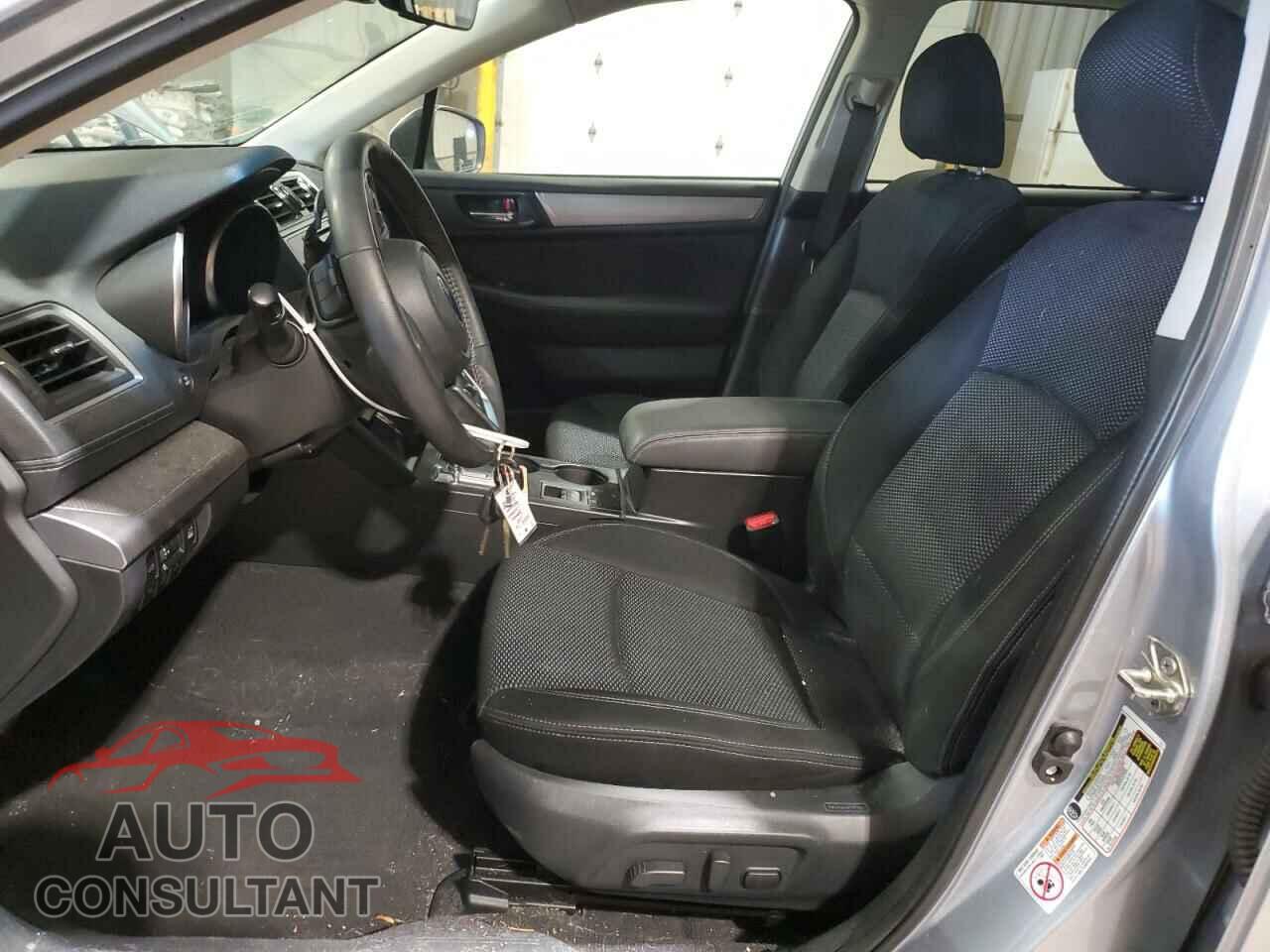 SUBARU OUTBACK 2019 - 4S4BSAHC0K3384947