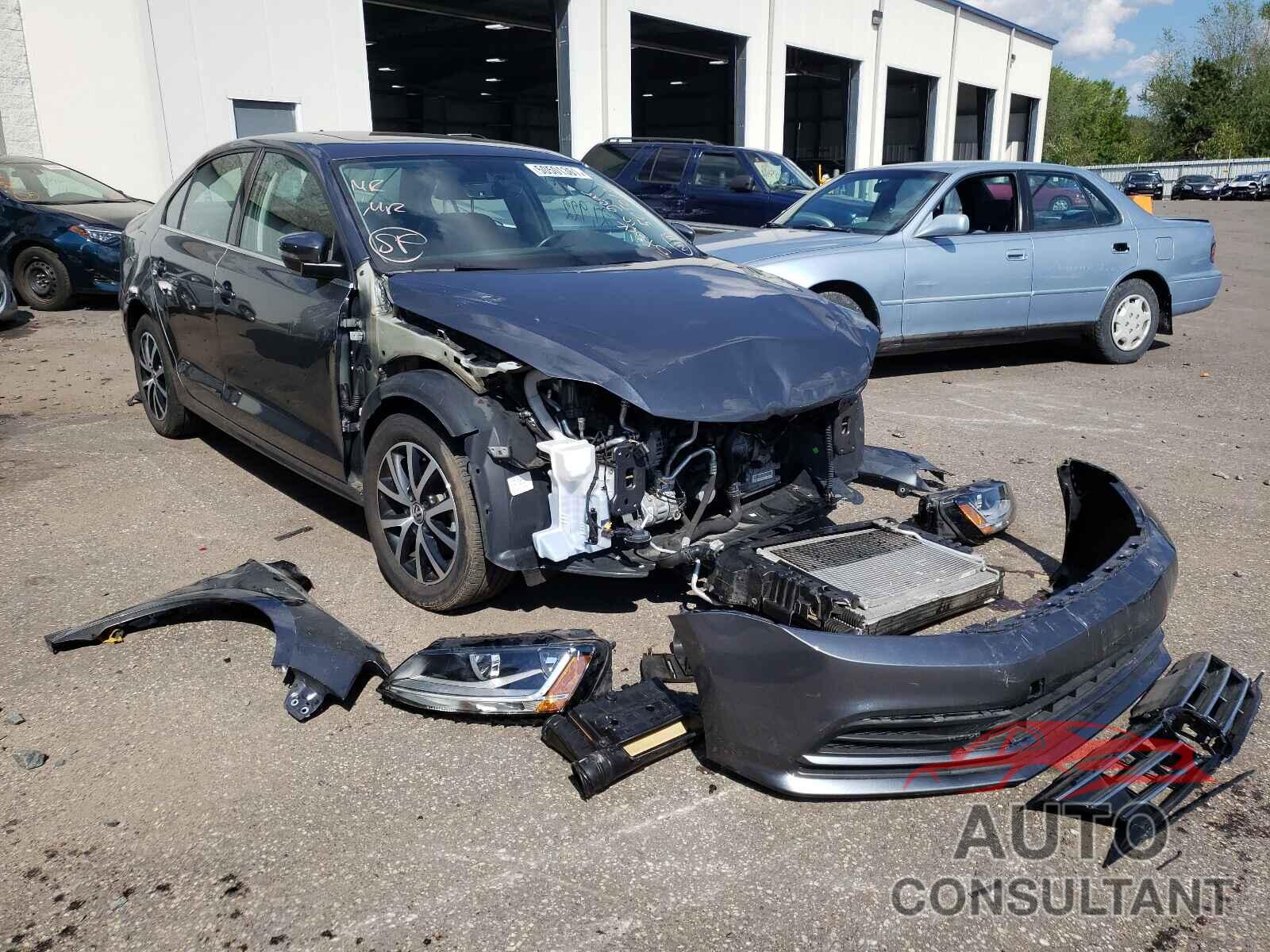 VOLKSWAGEN JETTA 2018 - 3VWDB7AJ3JM219851