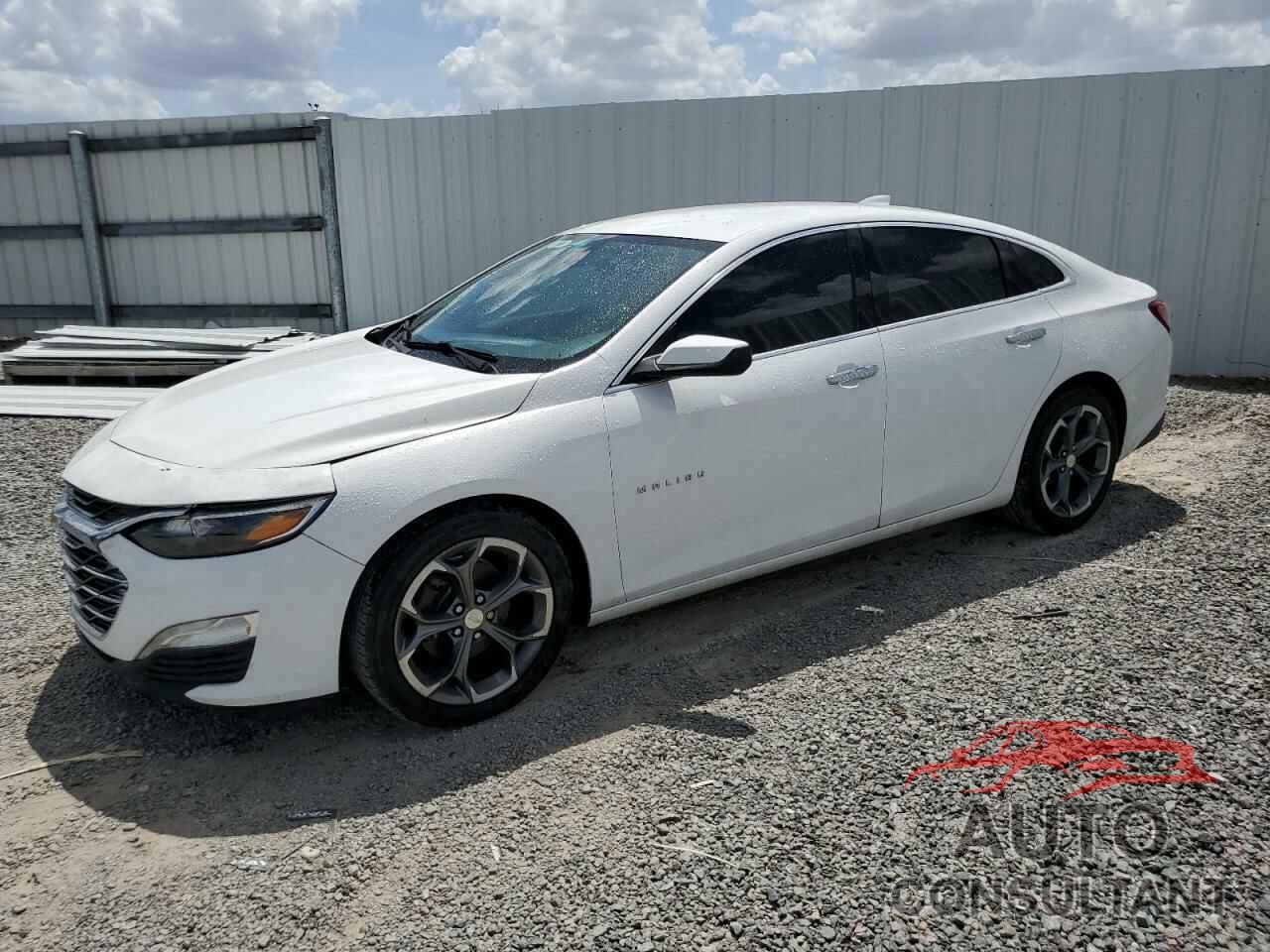 CHEVROLET MALIBU 2021 - 1G1ZD5STXMF030585