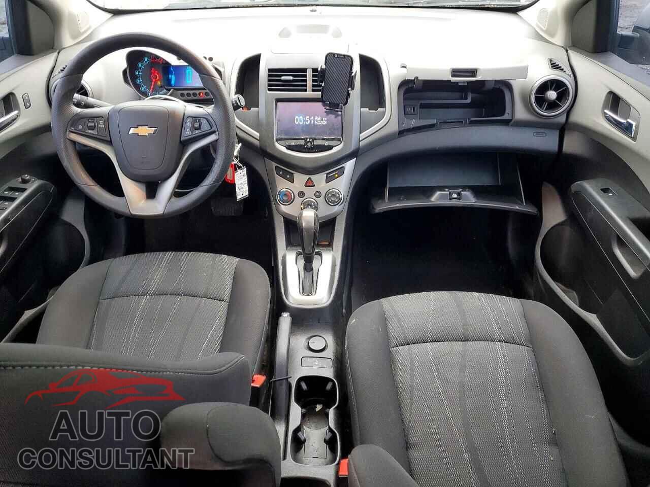 CHEVROLET SONIC 2014 - 1G1JC6SB3E4238253