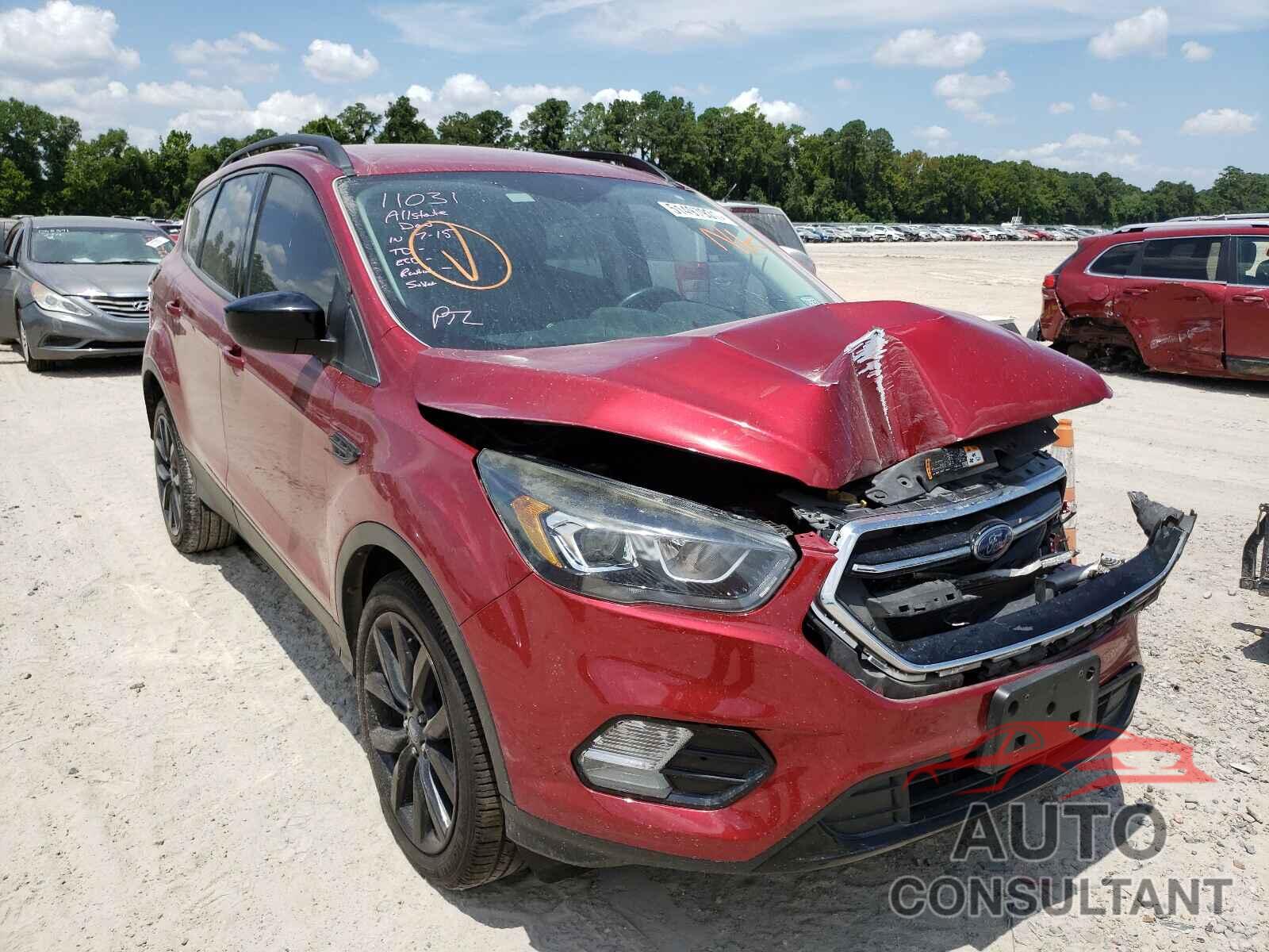 FORD ESCAPE 2017 - 1FMCU0GD9HUF07358