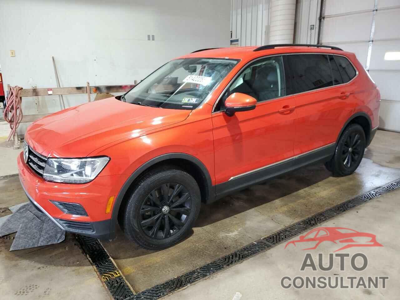VOLKSWAGEN TIGUAN 2018 - 3VV3B7AX1JM041734