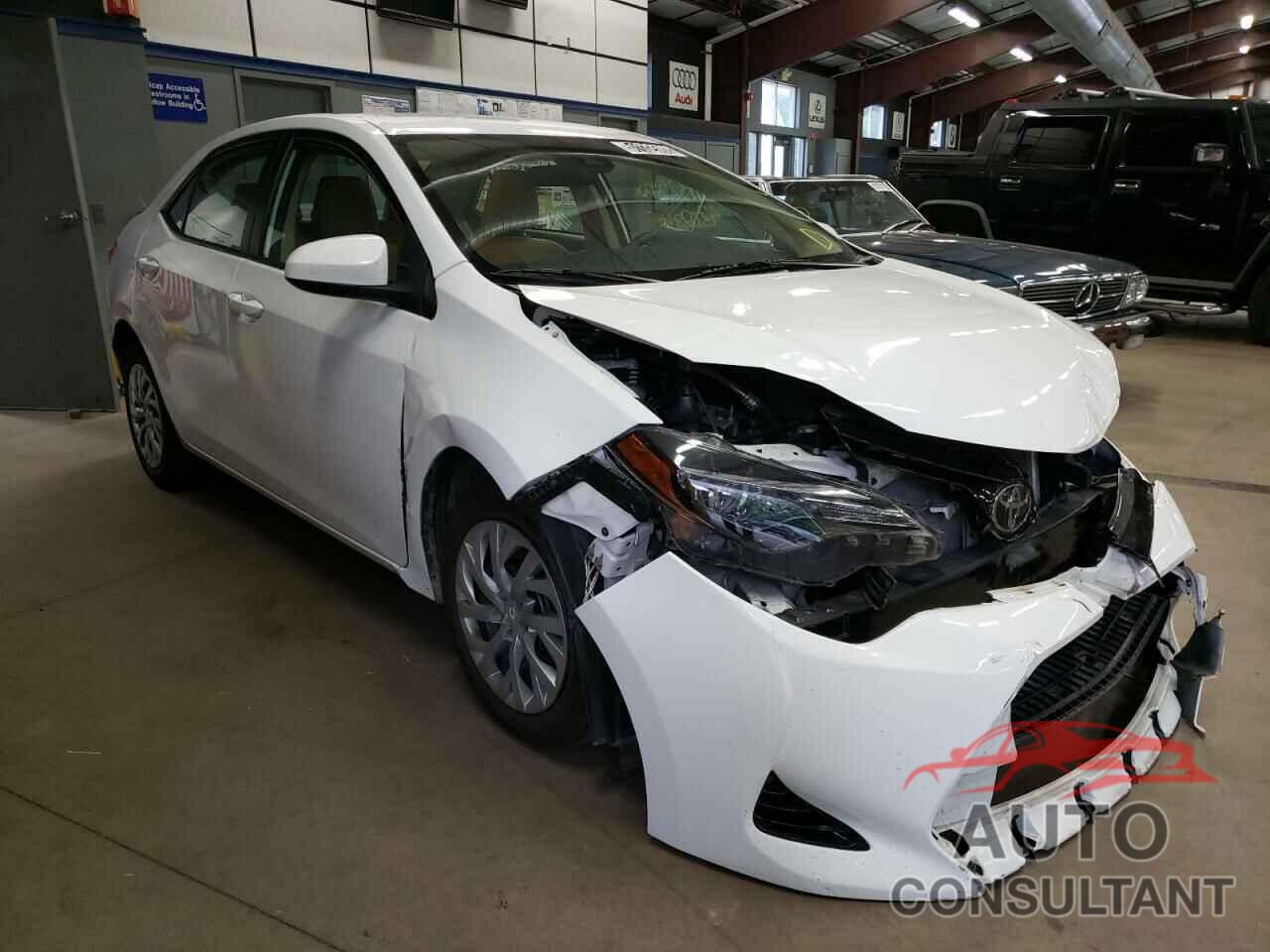 TOYOTA COROLLA 2018 - 2T1BURHE3JC051310
