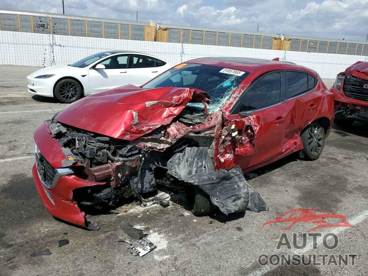MAZDA 3 2017 - 3MZBN1M3XHM130877
