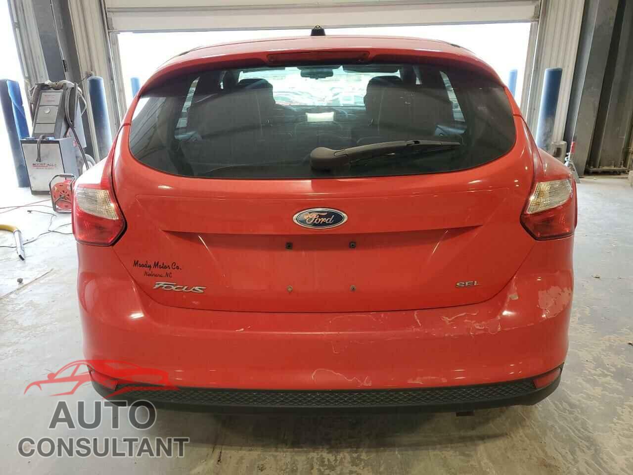 FORD FOCUS 2012 - 1FAHP3M25CL142395