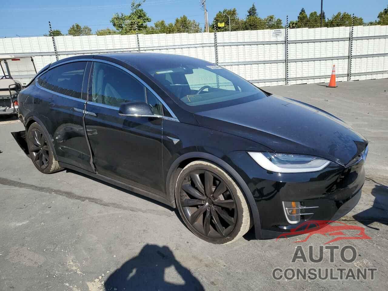 TESLA MODEL X 2020 - 5YJXCDE22LF296359