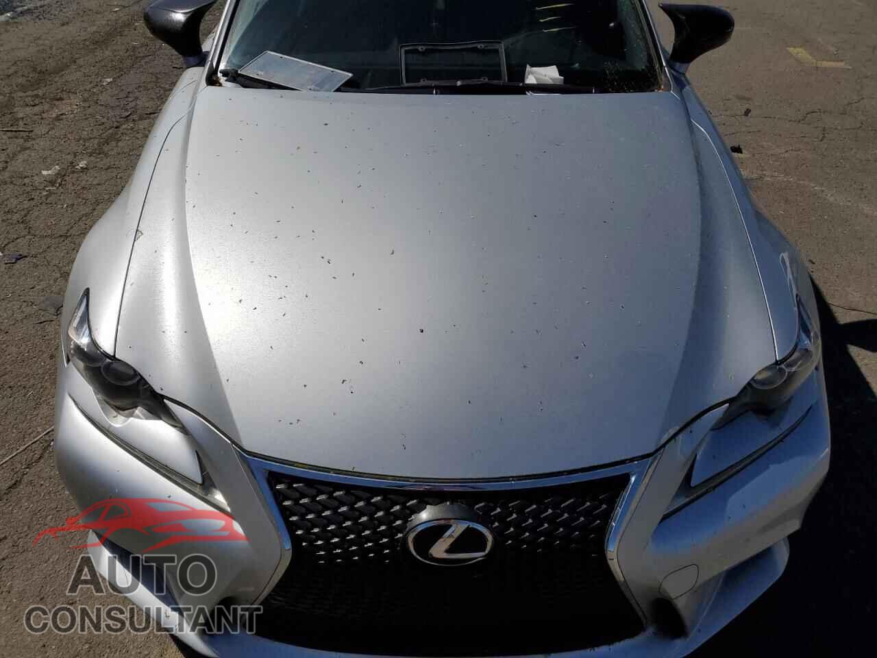 LEXUS IS 2015 - JTHBE1D25F5016619