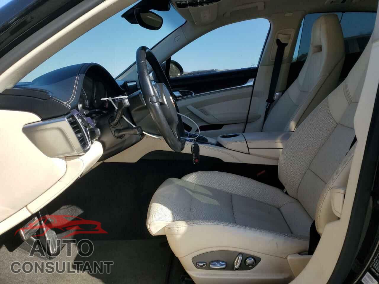 PORSCHE PANAMERA 2013 - WP0AA2A75DL018457